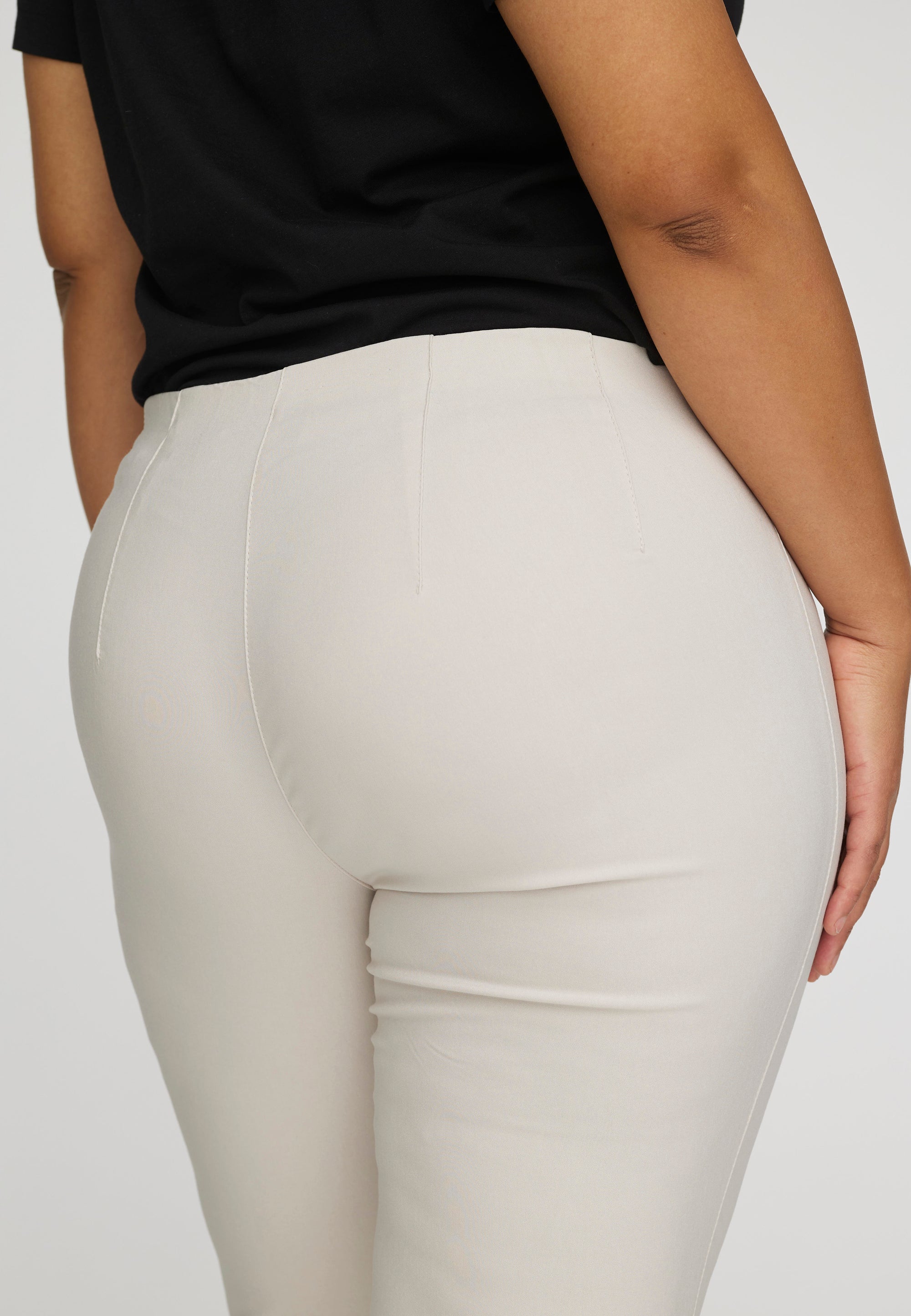 LAURIE Betty Regular - Short Length Regular 25137 Grey Sand