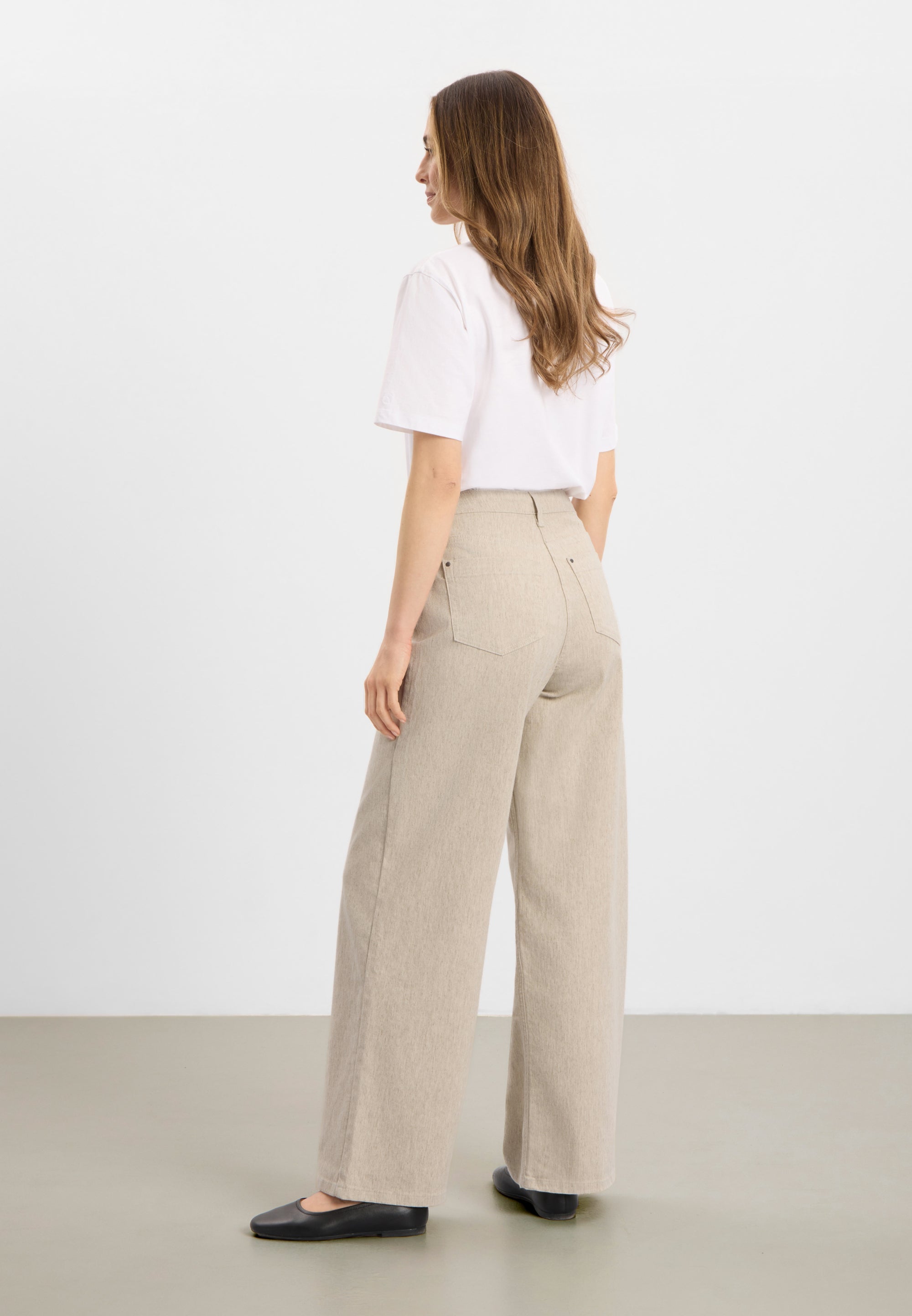 LAURIE Carol Loose - Medium Length Loose 25199 Grey sand hemp