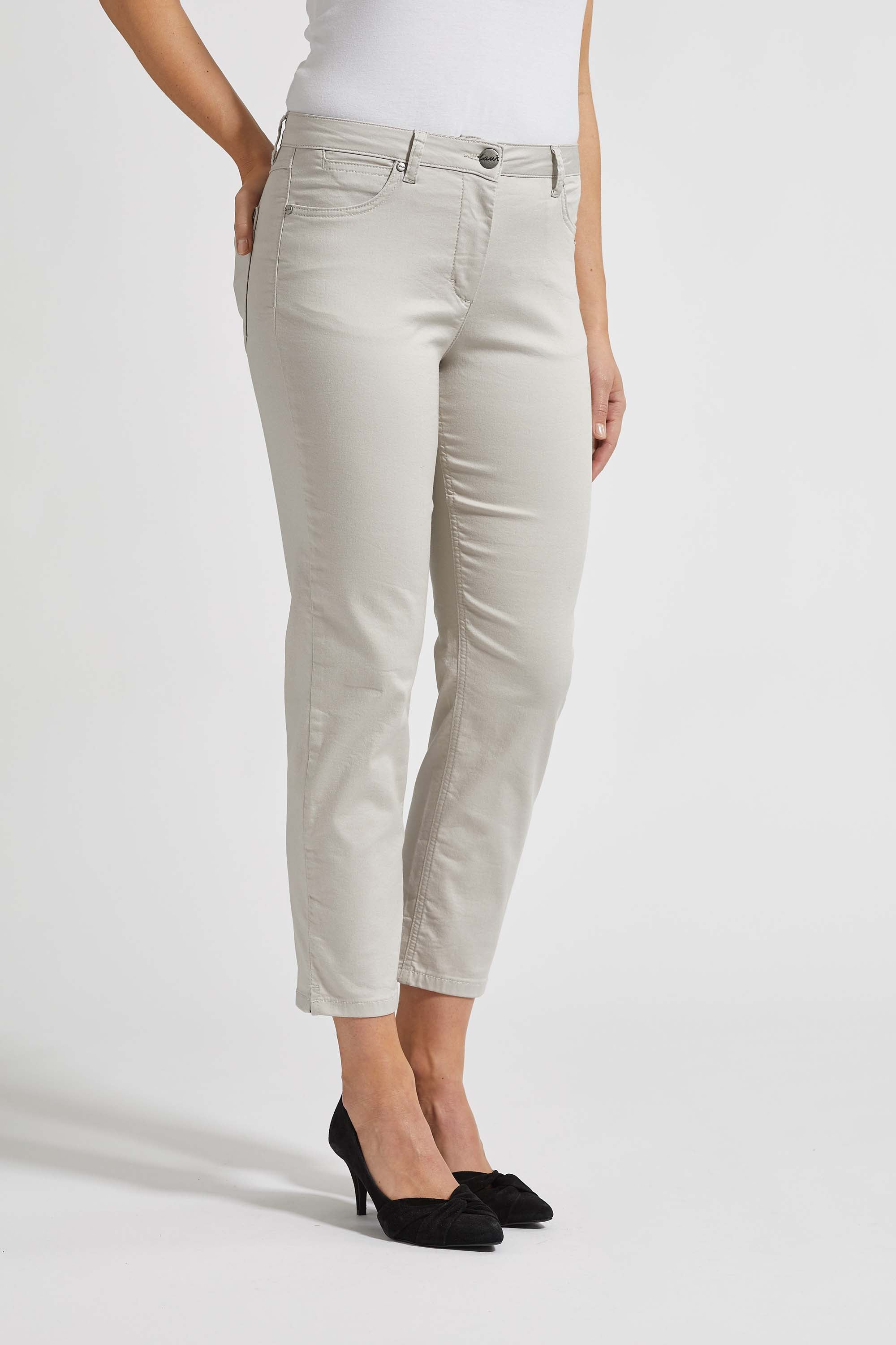 LAURIE Charlotte Regular Crop Regular 25107 Grey Sand