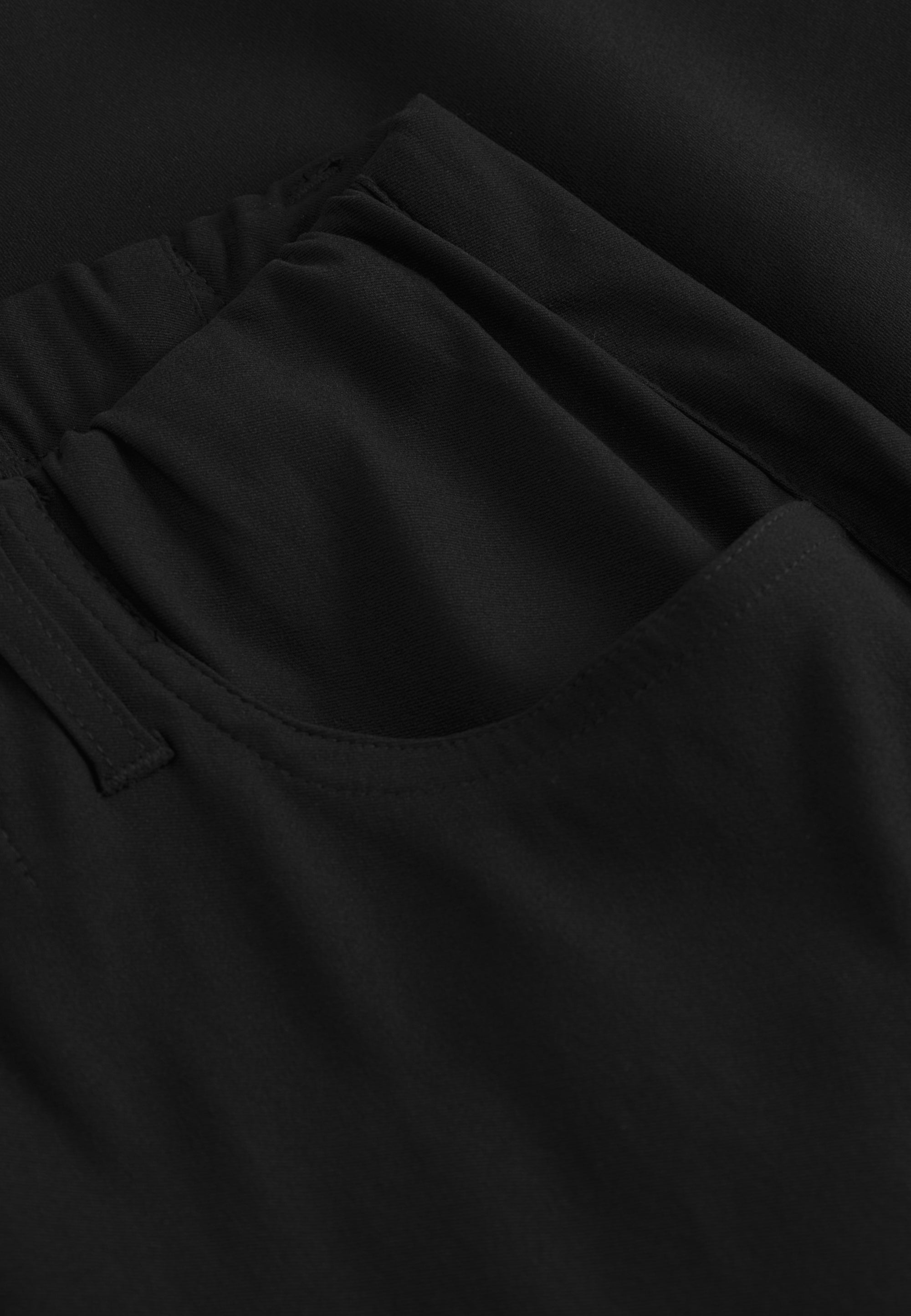 LAURIE Donna Loose - Short Length Loose 99000 Black