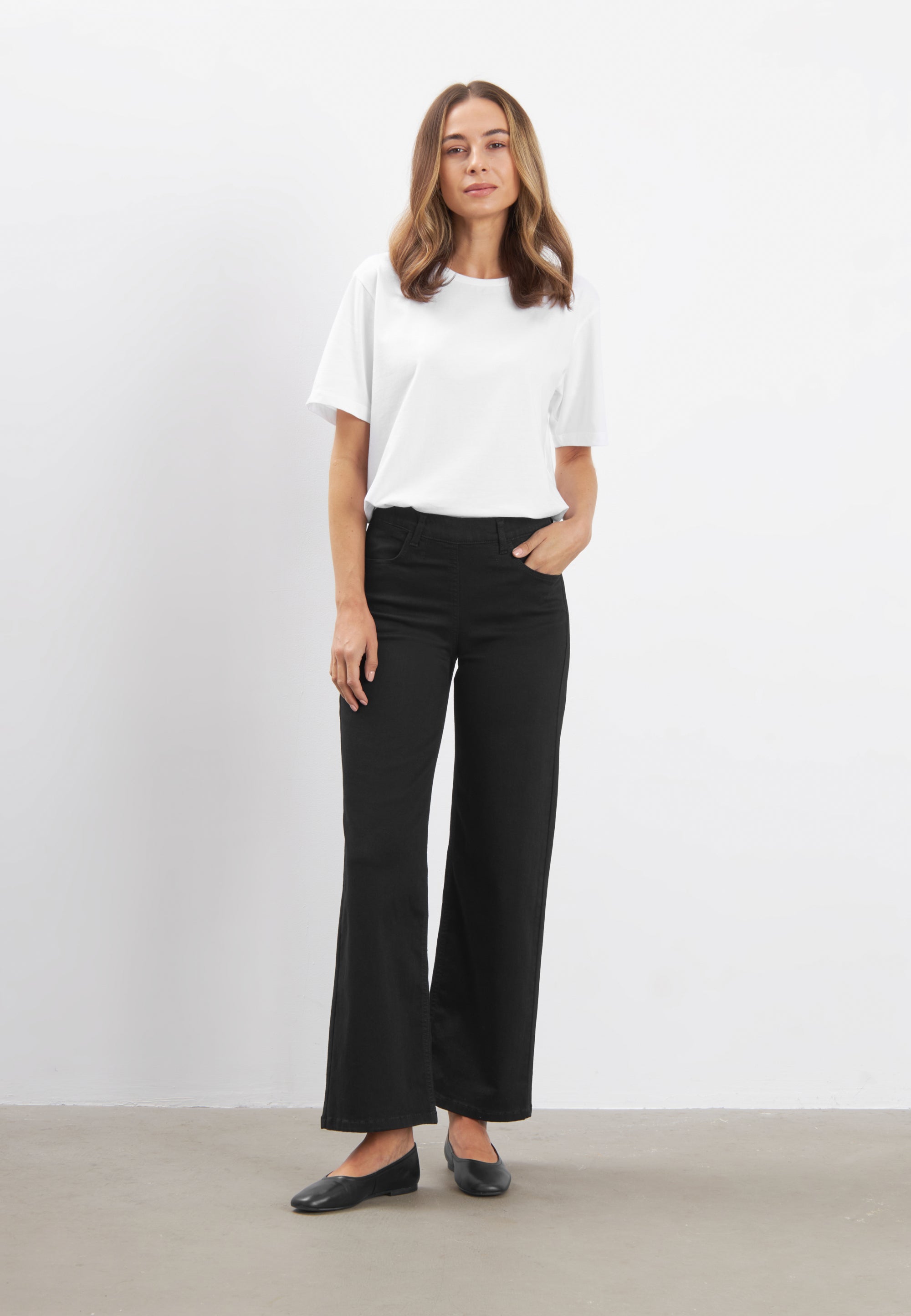 LAURIE Donna Loose - Short Length Loose 99900 Black Denim