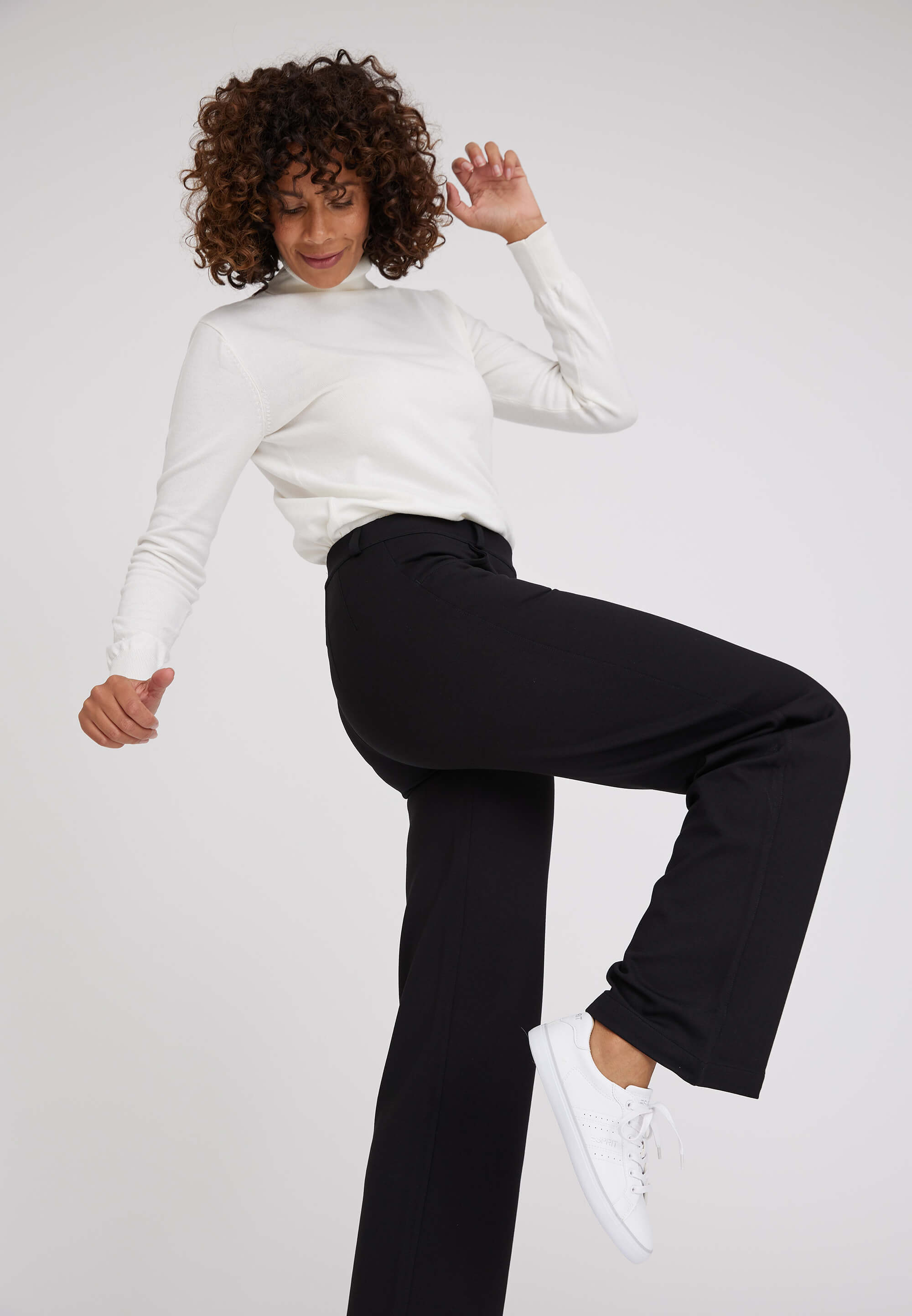 LAURIE Donna Loose Jersey - Medium Length Loose Black Brushed