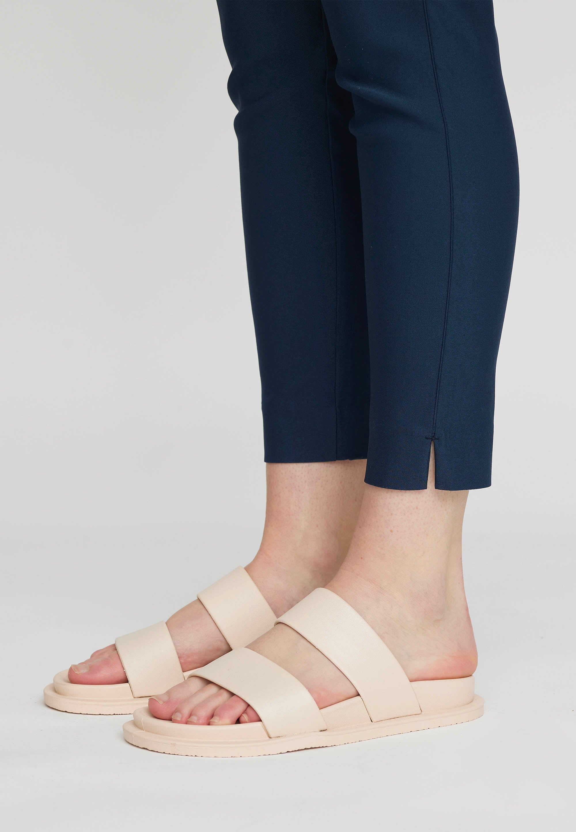 LAURIE Elizabeth Slim Cropped Slim 49000 Navy