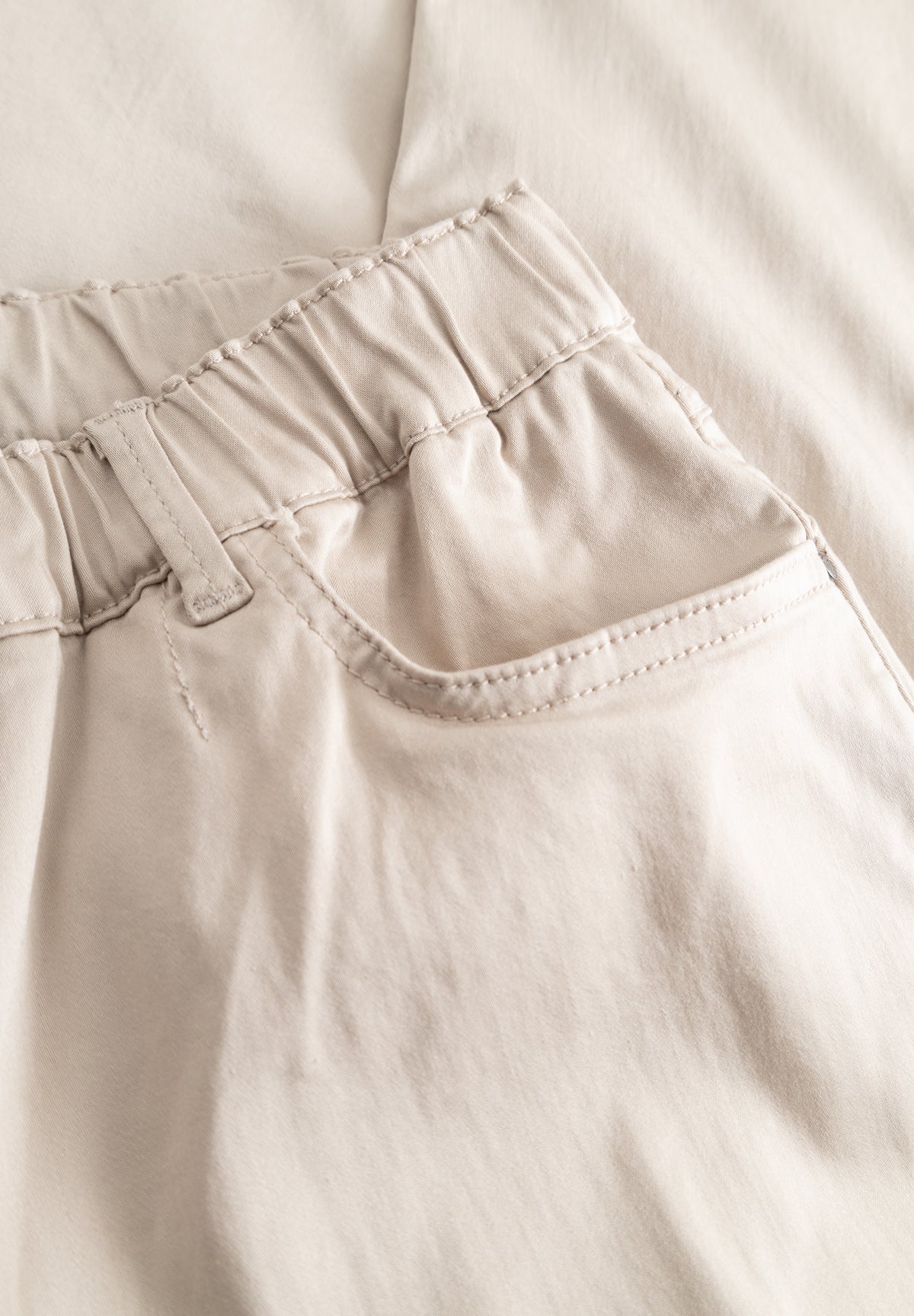 LAURIE Hannah Regular - Capri Regular 25102 Grey Sand