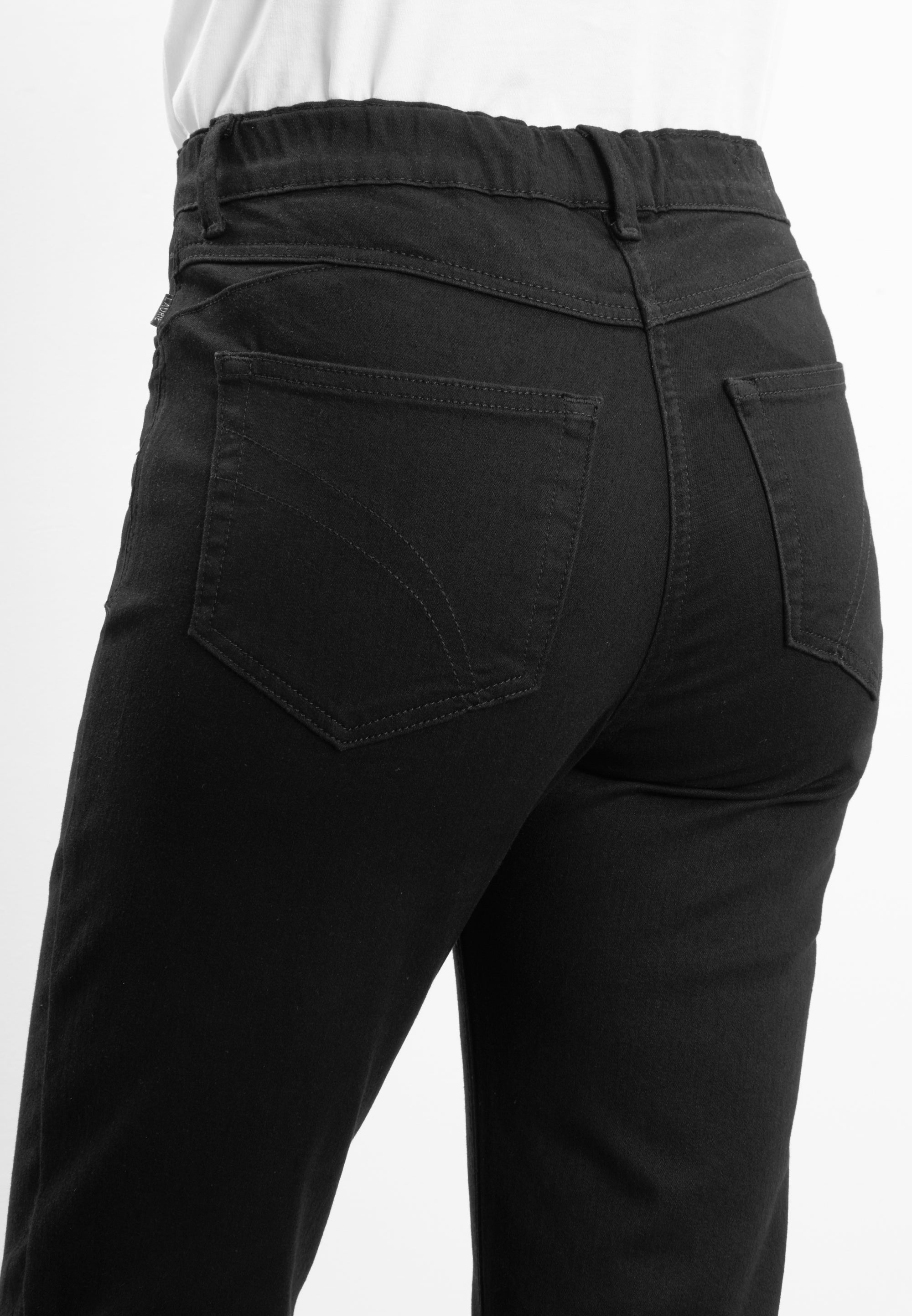 LAURIE Hannah Regular - Ekstra Short Length Regular 99900 Black Denim