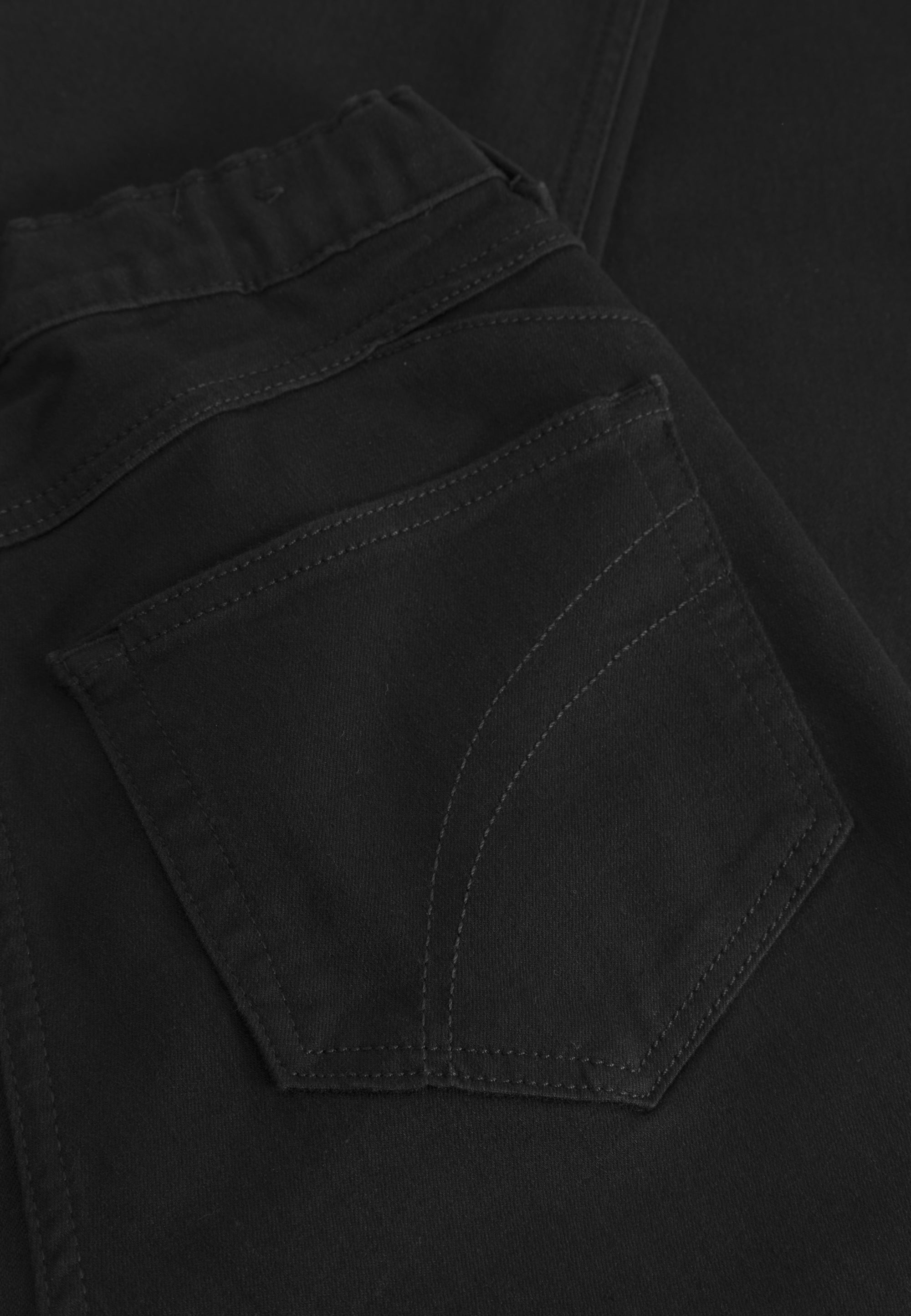 LAURIE Hannah Regular - Ekstra Short Length Regular 99900 Black Denim