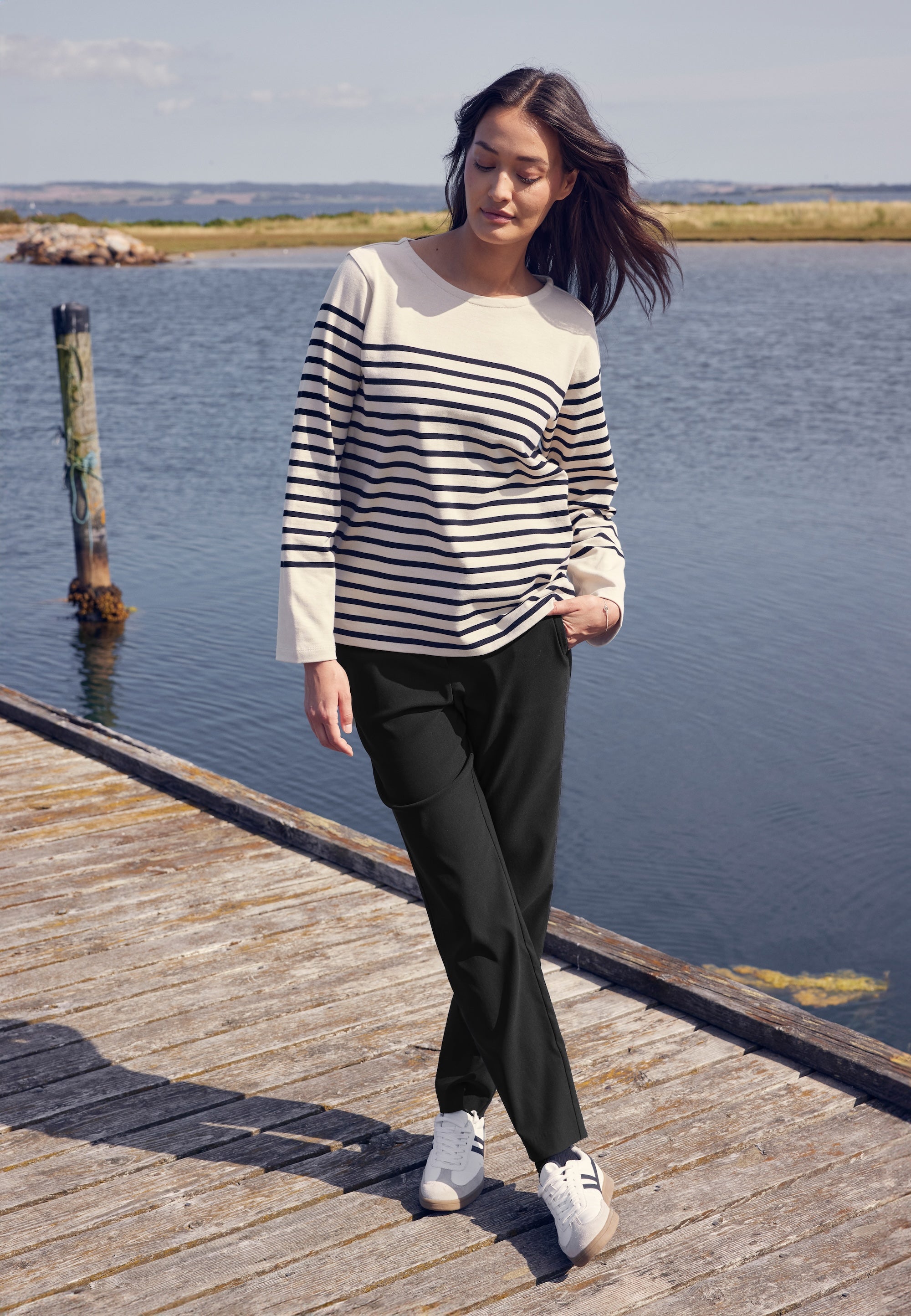 LAURIE Julia Regular - Short Length Regular 99000 Black