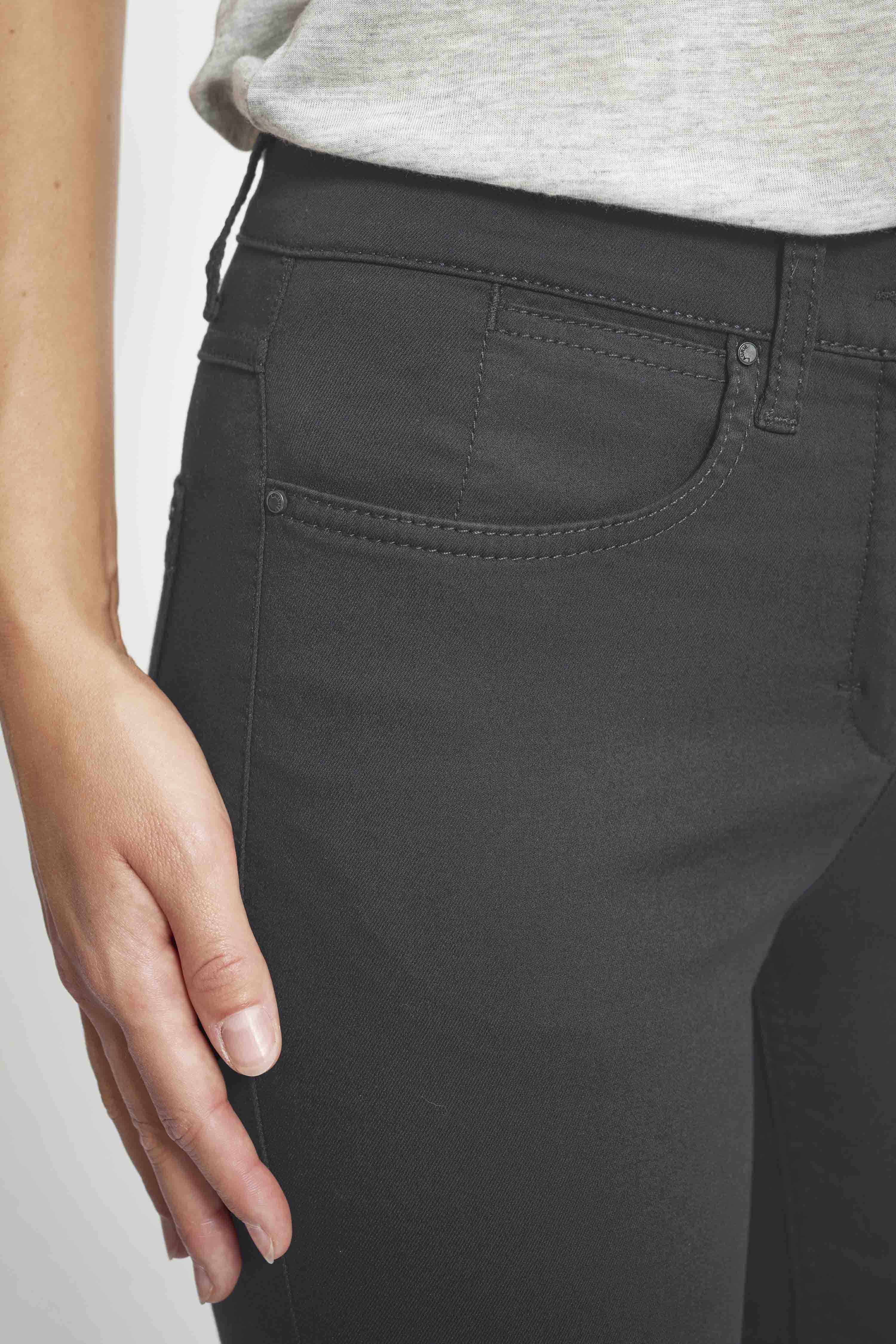 LAURIE Laura Slim - Short Length Slim 99100 Black