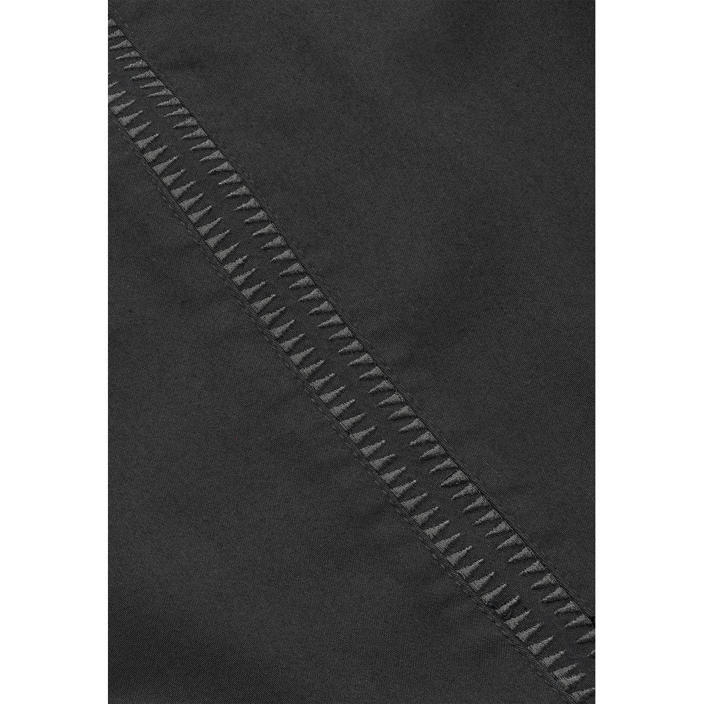 LAURIE Patricia Regular CL Regular 99019 Black With Embroidery