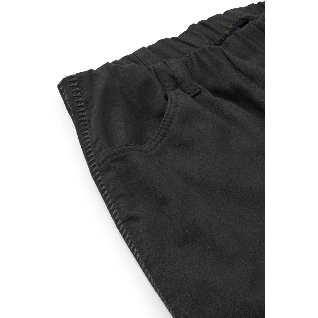 LAURIE Patricia Regular CL Regular 99019 Black With Embroidery