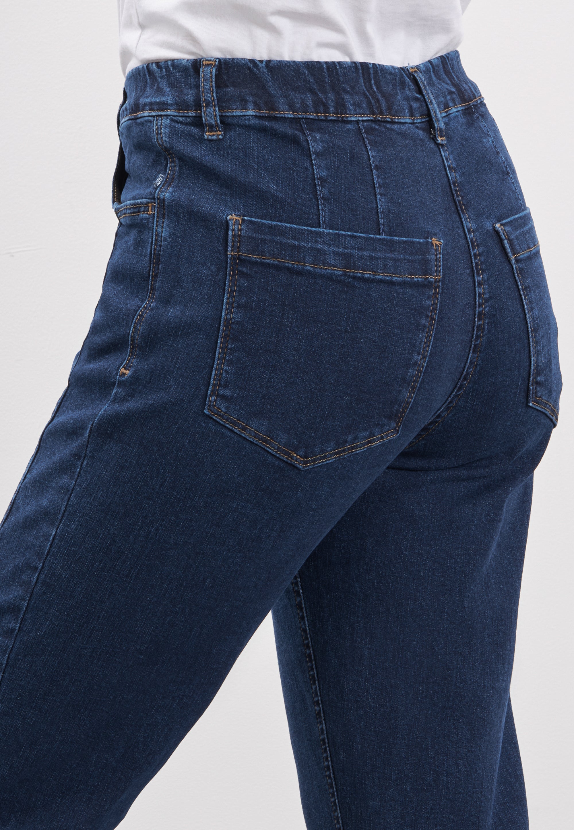 LAURIE Piper Pure Regular - Cropped Regular 40513 Dark Blue Denim