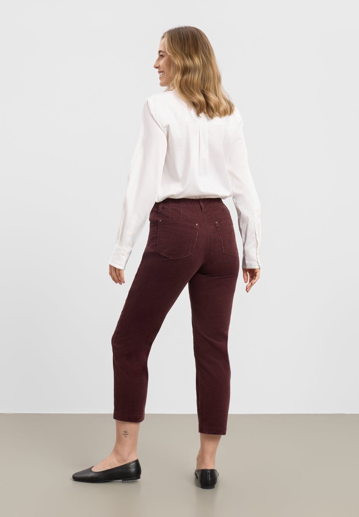 LAURIE Piper Pure Regular Fløjl - Cropped Regular 68000 Dark Plum