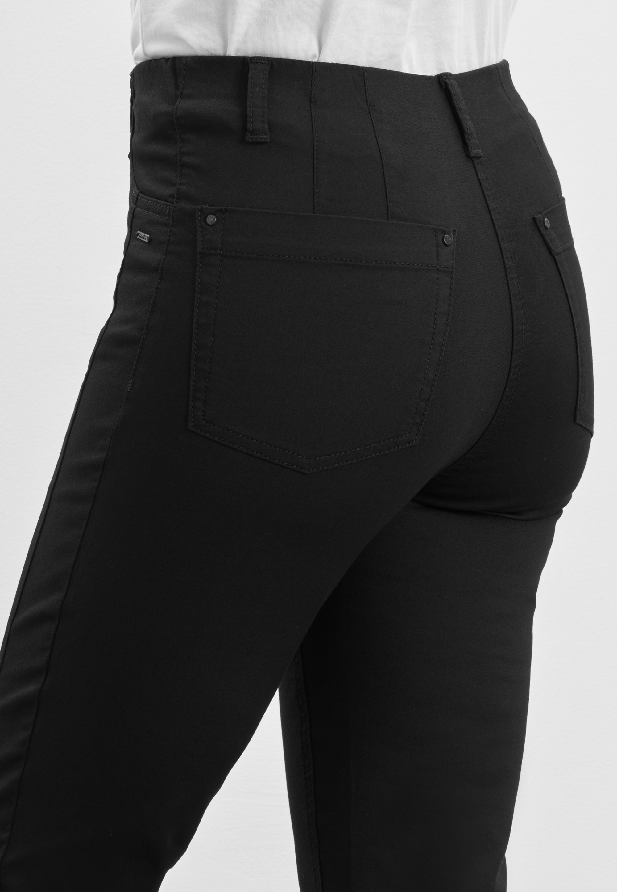 LAURIE Piper Regular Cropped Regular 99000 Black