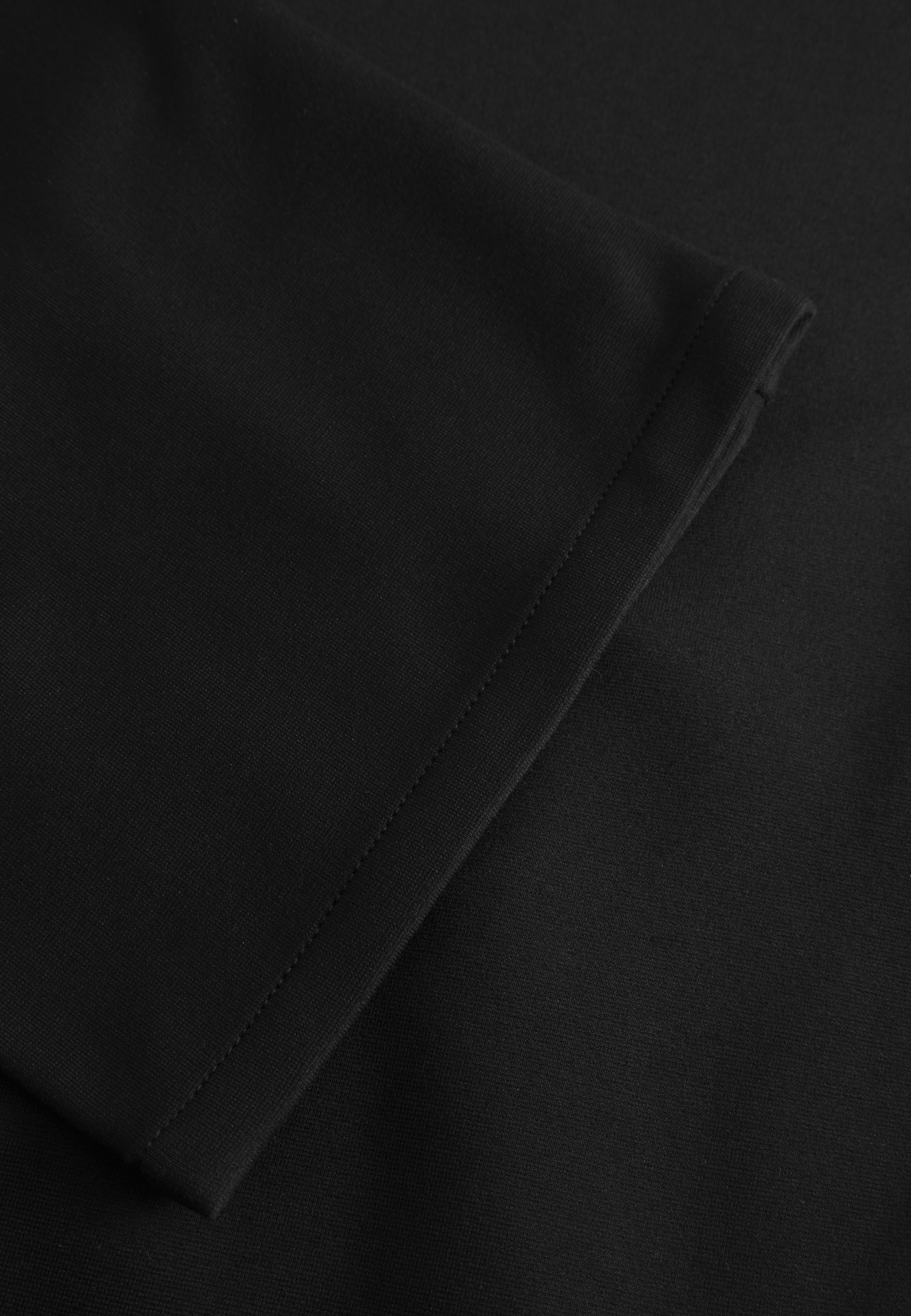 LAURIE Ruby Straight - Short Length Straight Black Brushed