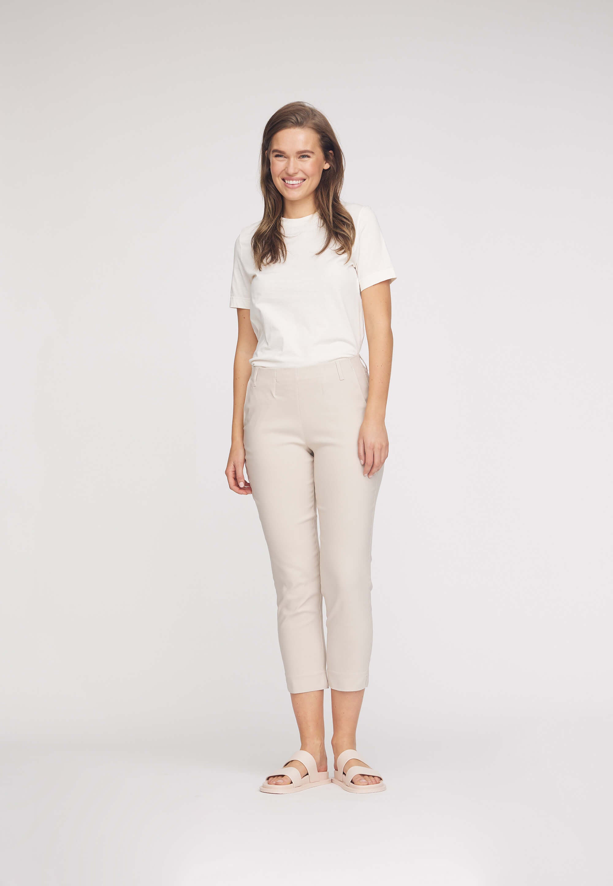 LAURIE Taylor Regular Cropped Regular 25000 Grey Sand