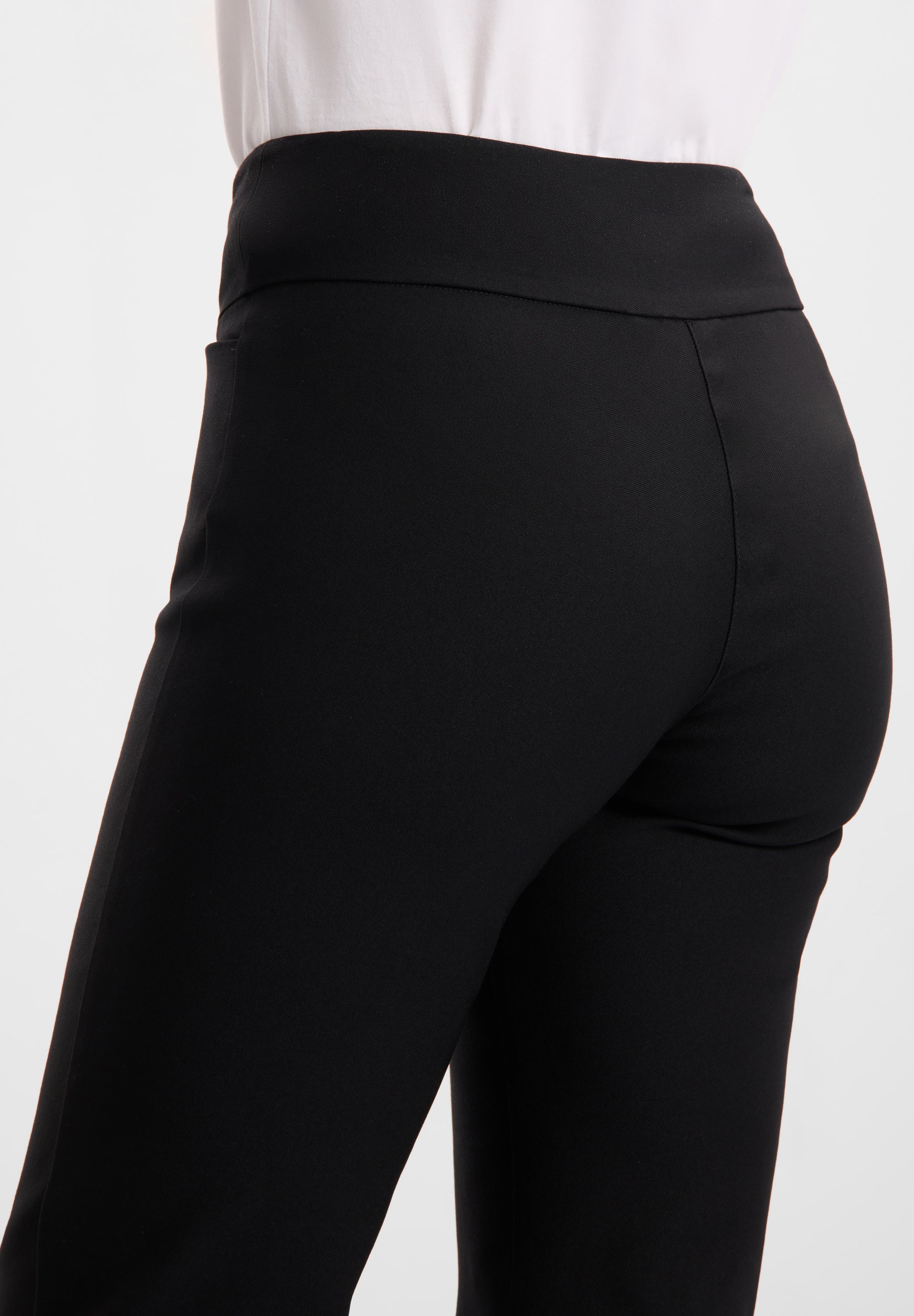 LAURIE Thea Straight - Long Length Straight 99000 Black