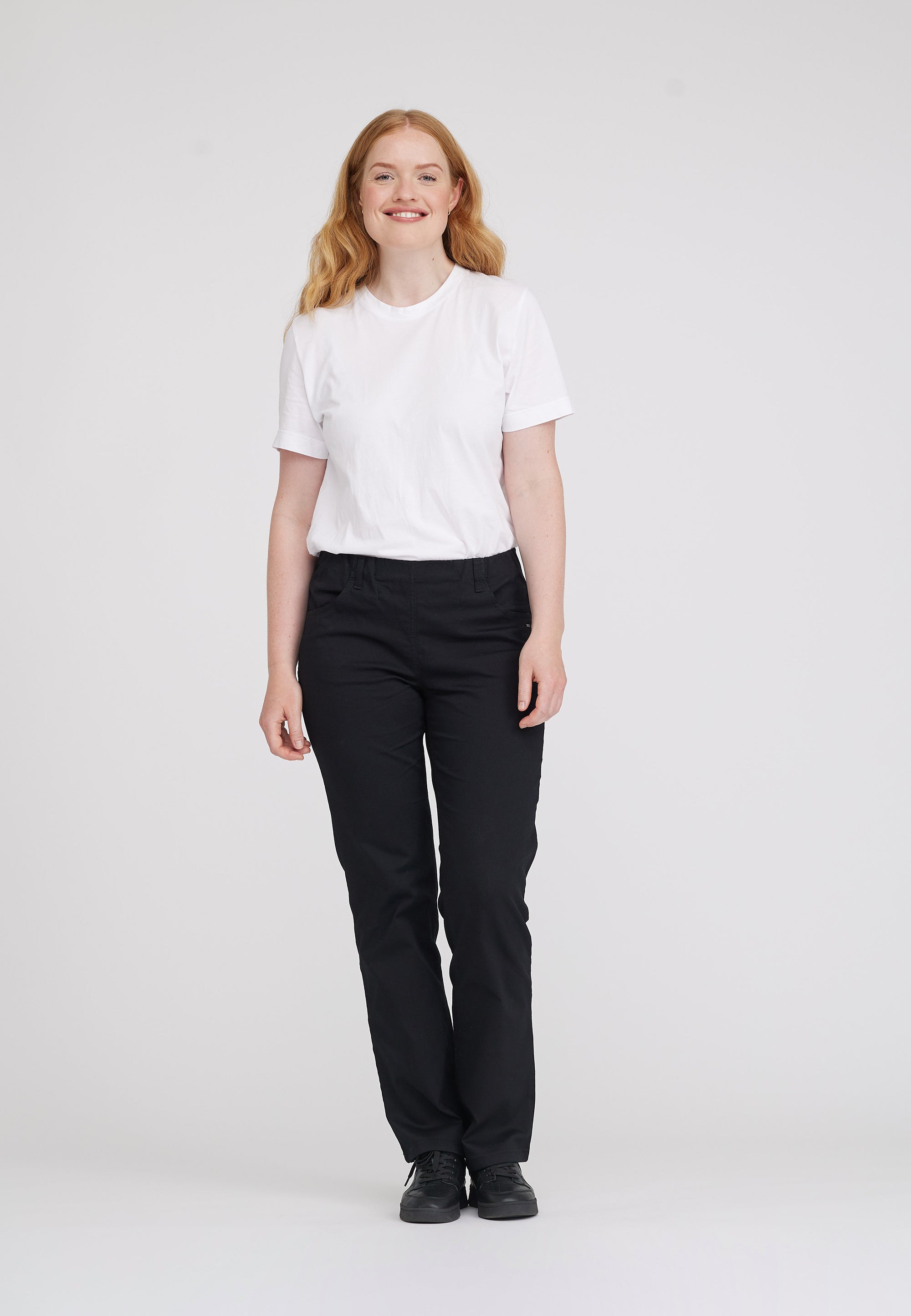 LAURIE Tracy Straight - Medium Length Straight 99000 Black