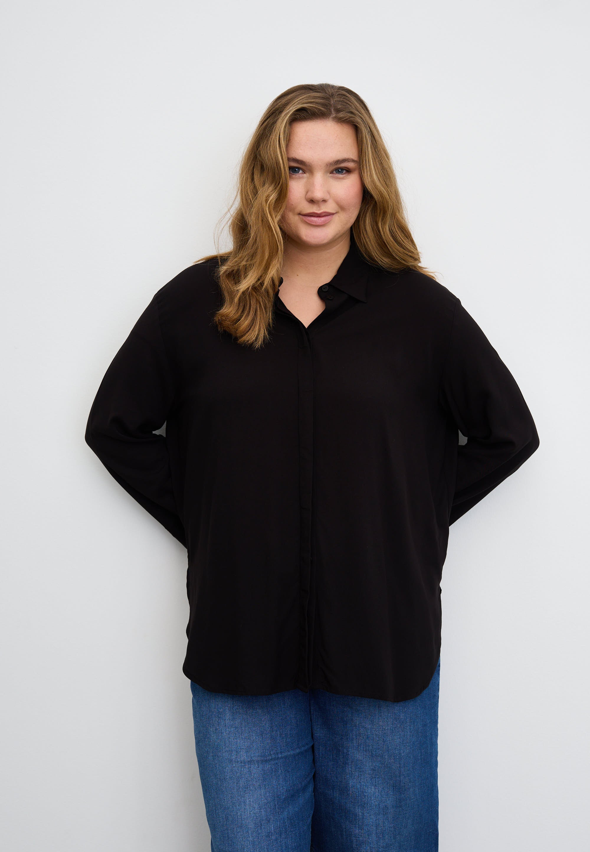LAURIE Veronica Shirt Shirts 99000 Black