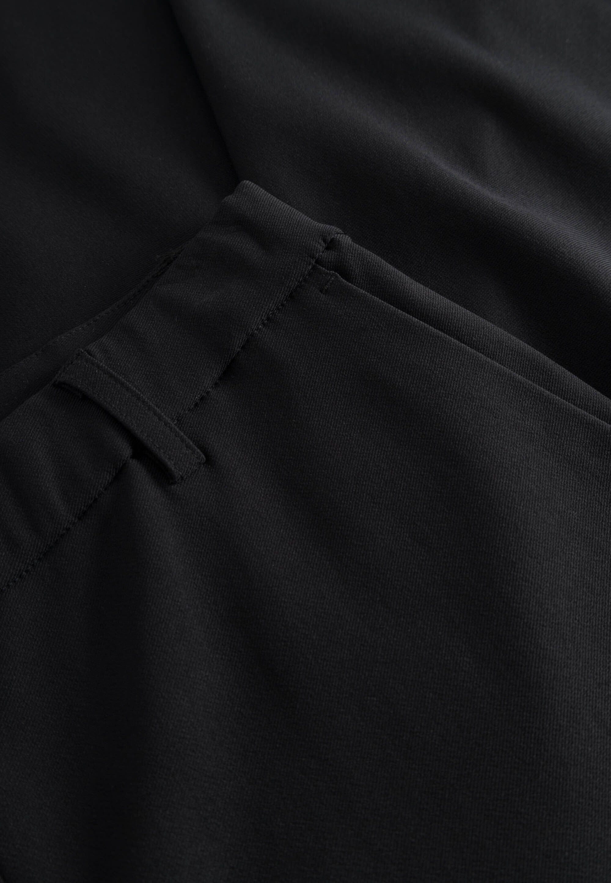 LAURIE Zina Flare Regular - Medium Length Regular 99000 Black