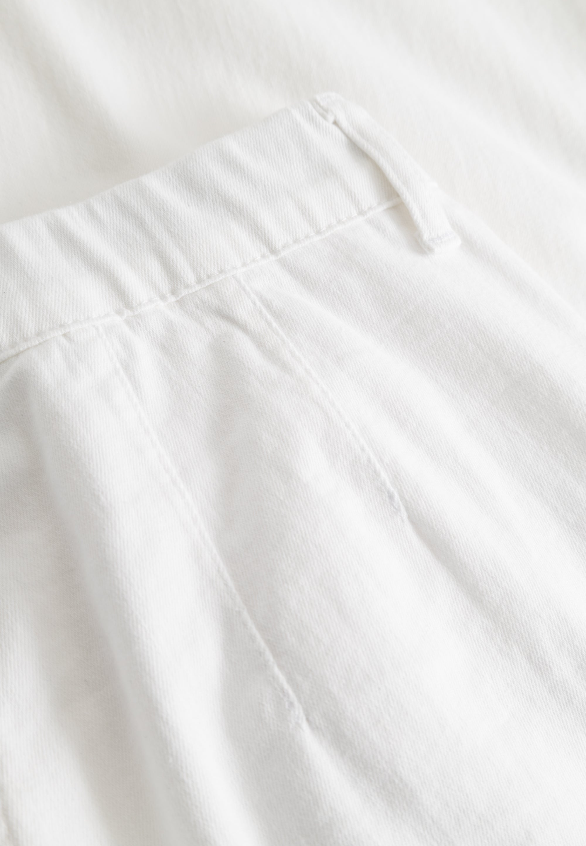 LAURIE Donna Loose CL Loose 10000 White
