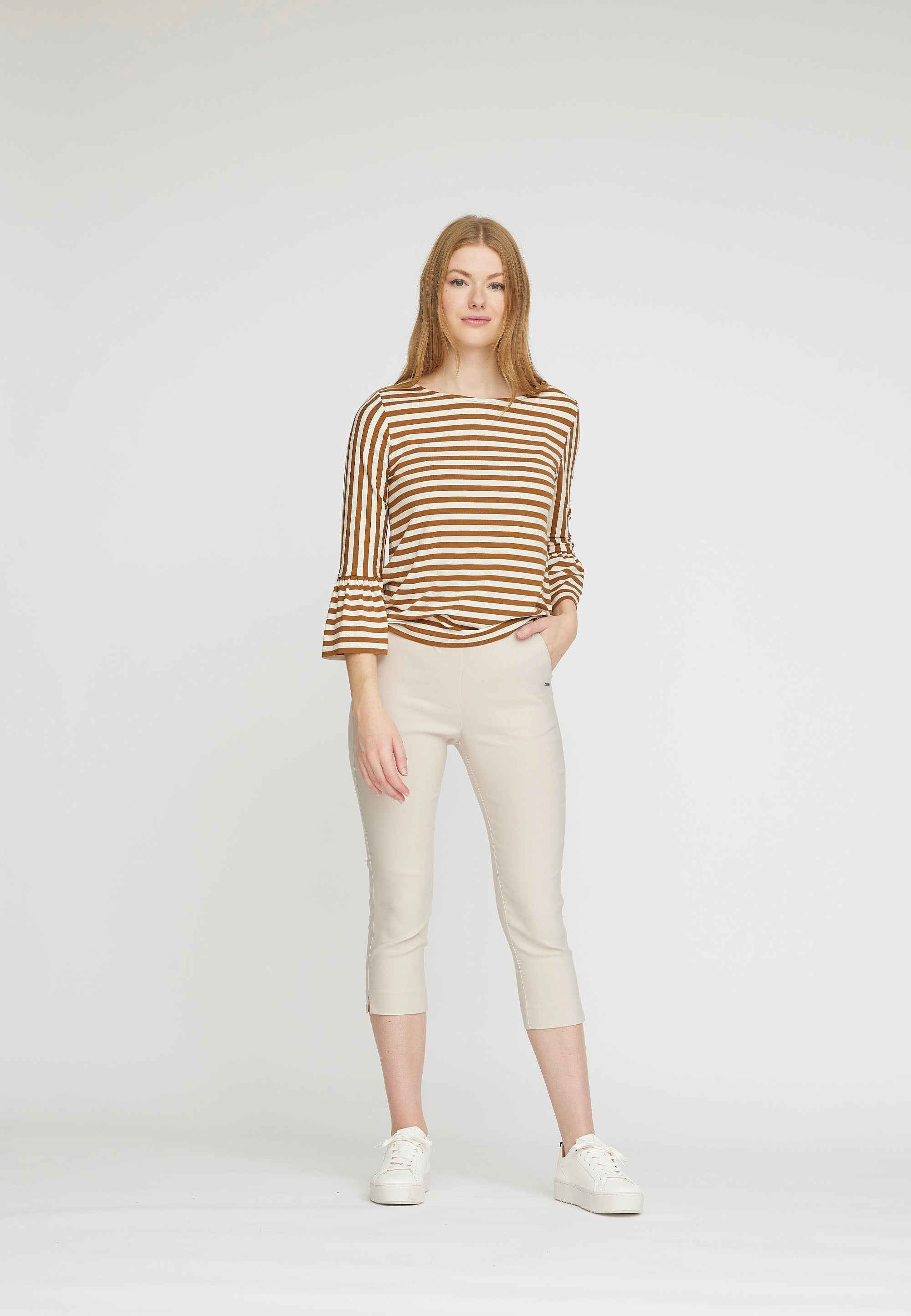 LAURIE Elizabeth Slim Capri Medium Length Slim 25000 Grey Sand