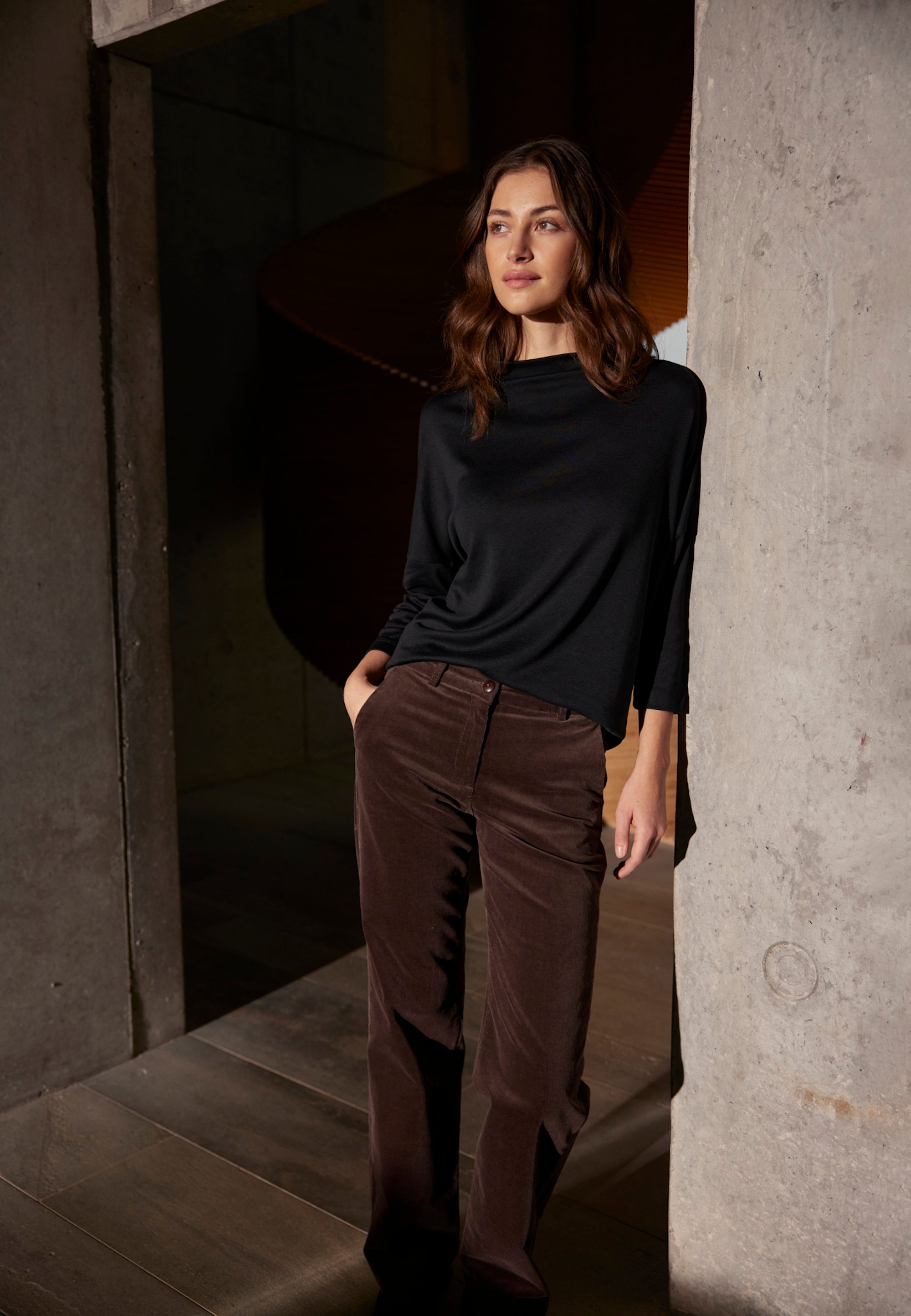LAURIE  Judy Straight Fløjl - Medium Length Straight 88000 Brown