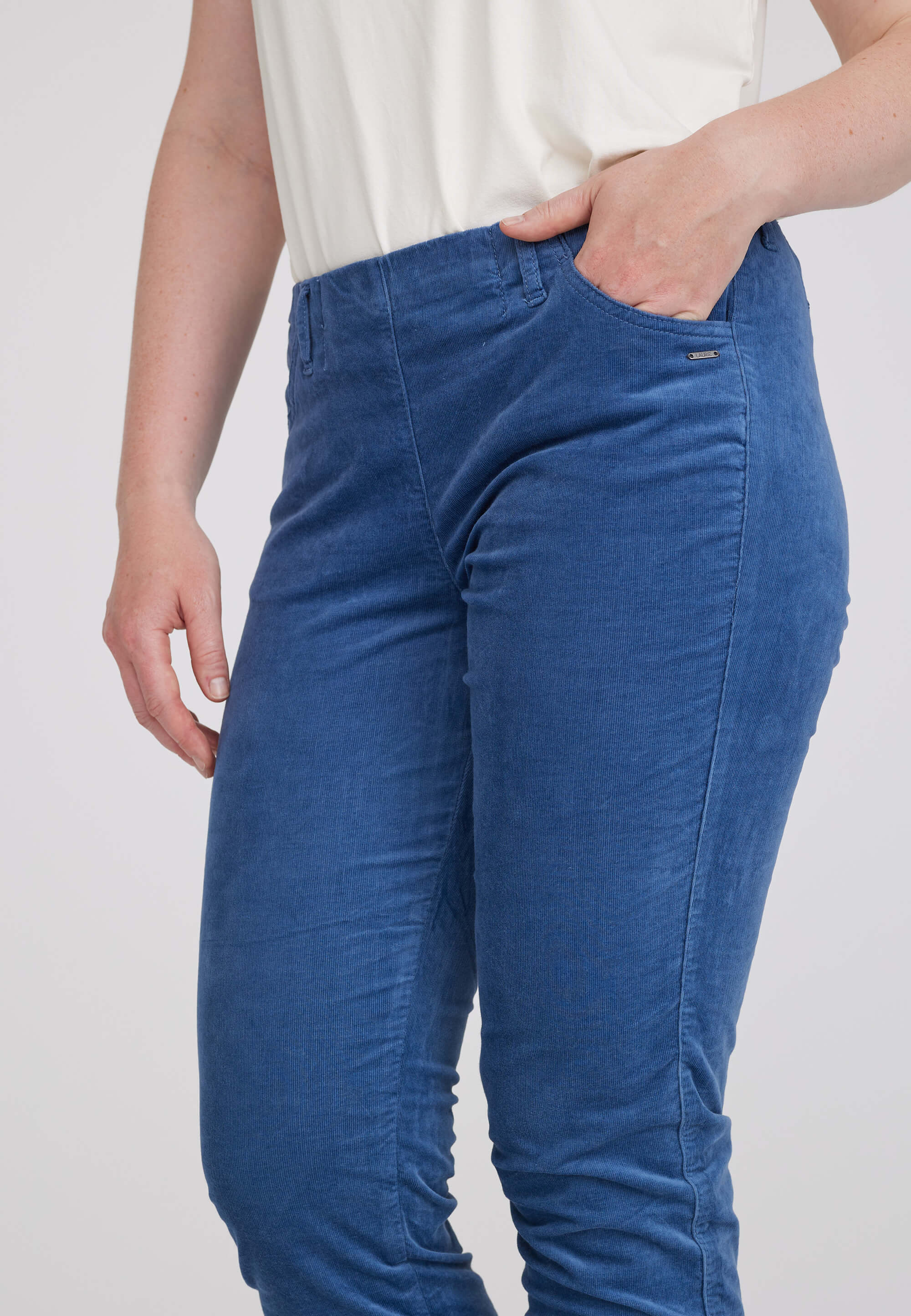 LAURIE Kelly Regular Fløjl - Short Length Regular 47000 Nordic Blue