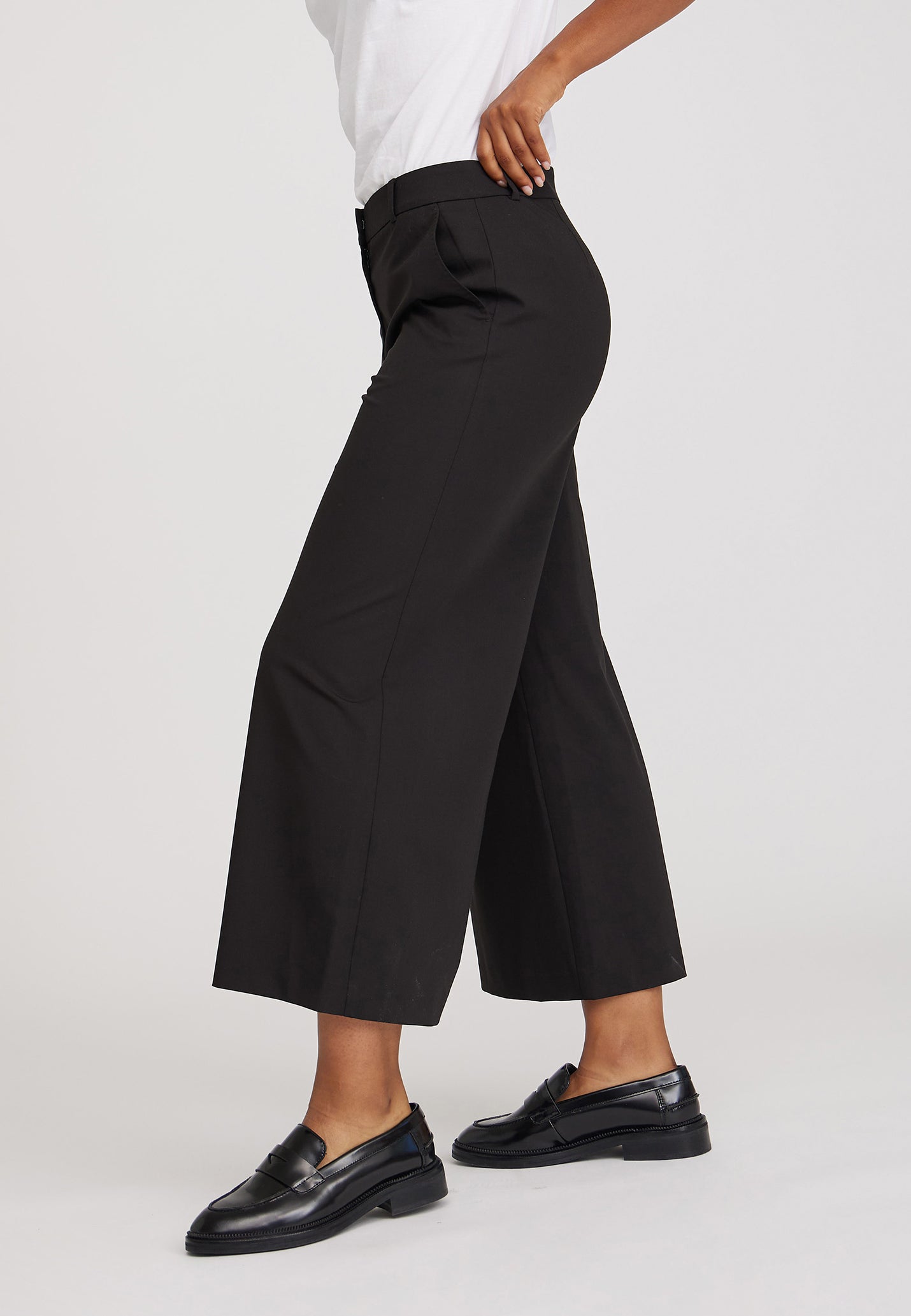 LAURIE Lia Loose - Cropped Loose 99000 Black