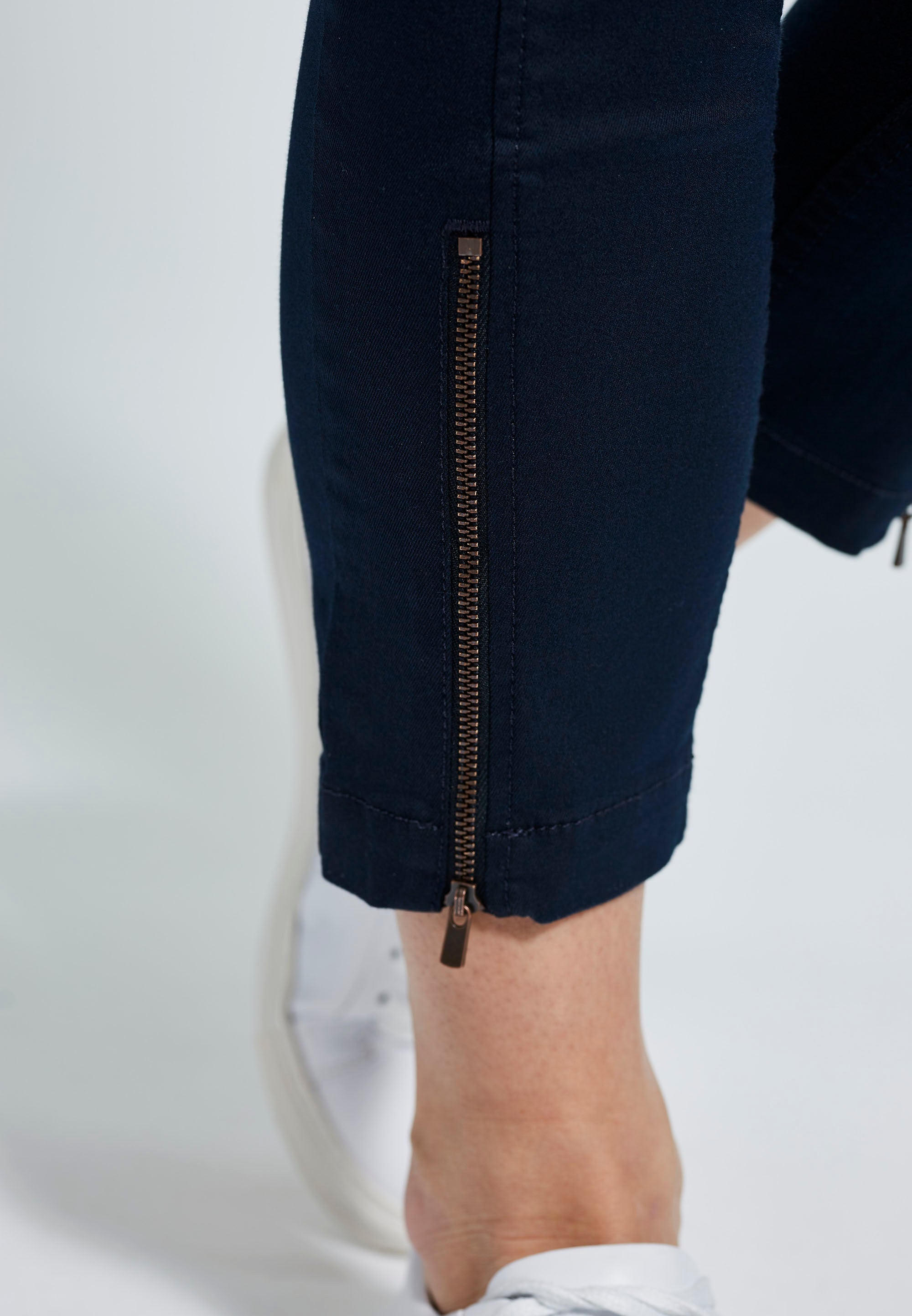 LAURIE  Madison Slim Crop Slim 49200 Navy