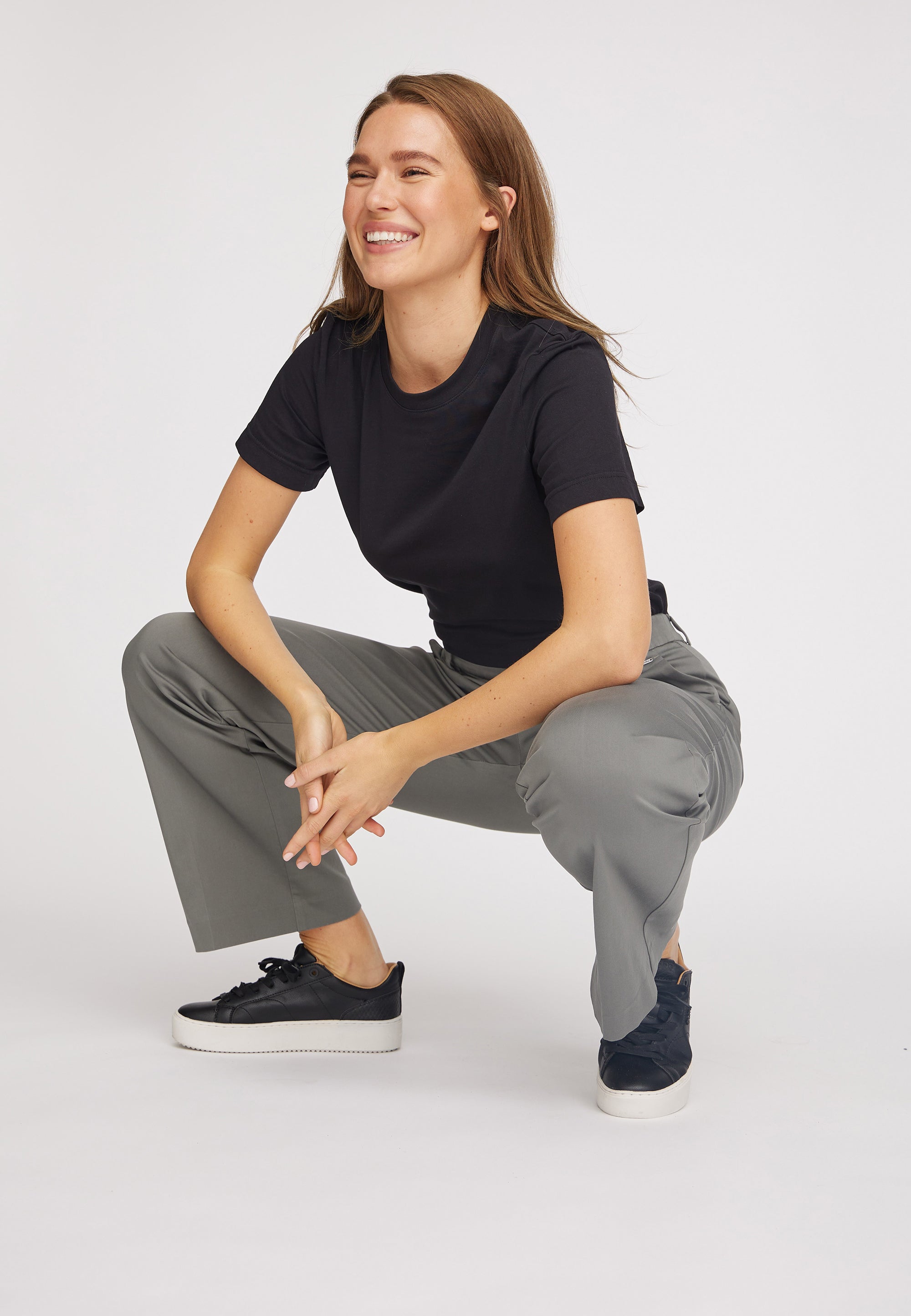 LAURIE Phoebe Loose - Medium Length Loose 54000 Dark Shadow