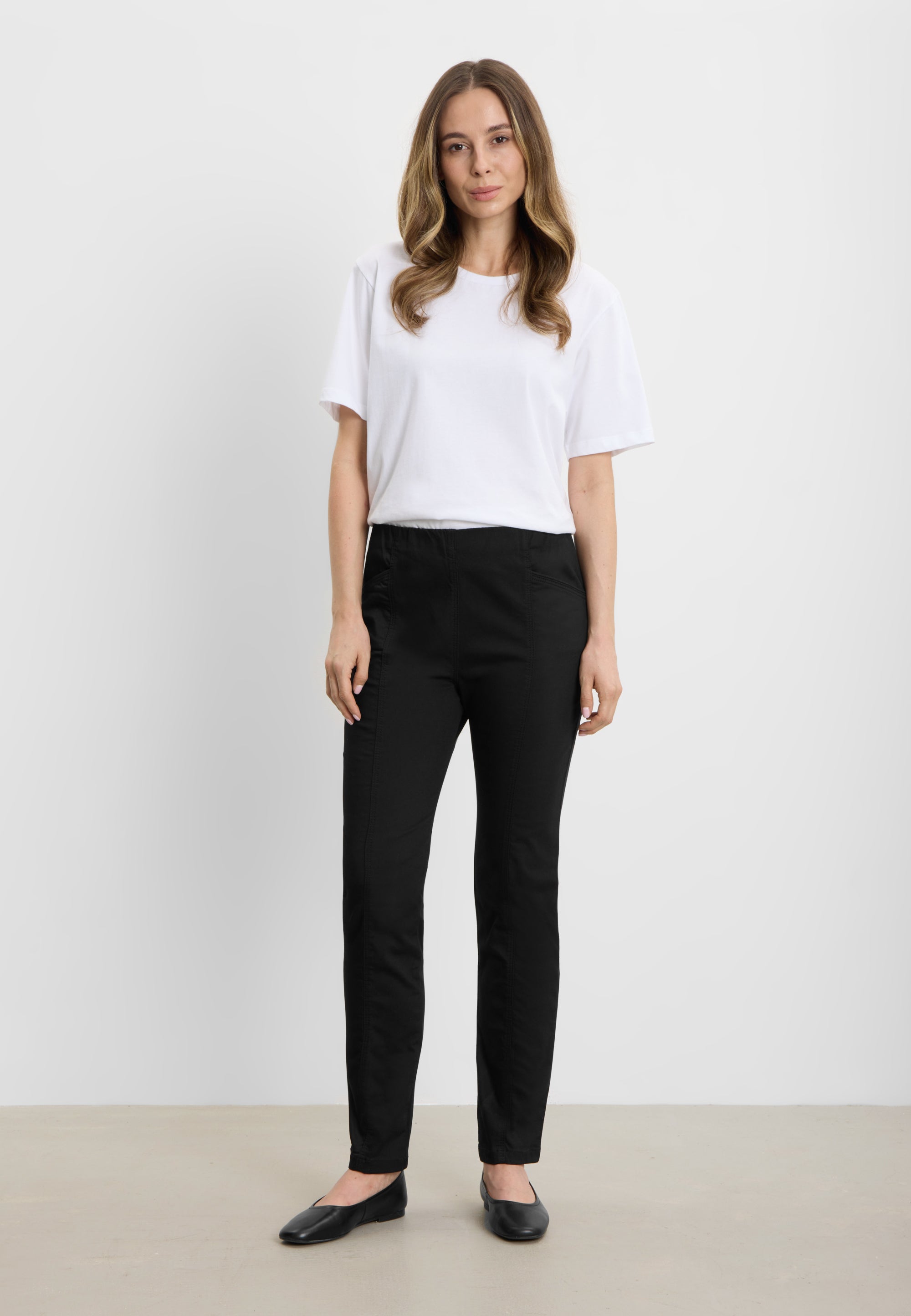 LAURIE Slender Rouge Regular SL Regular 99000 Black