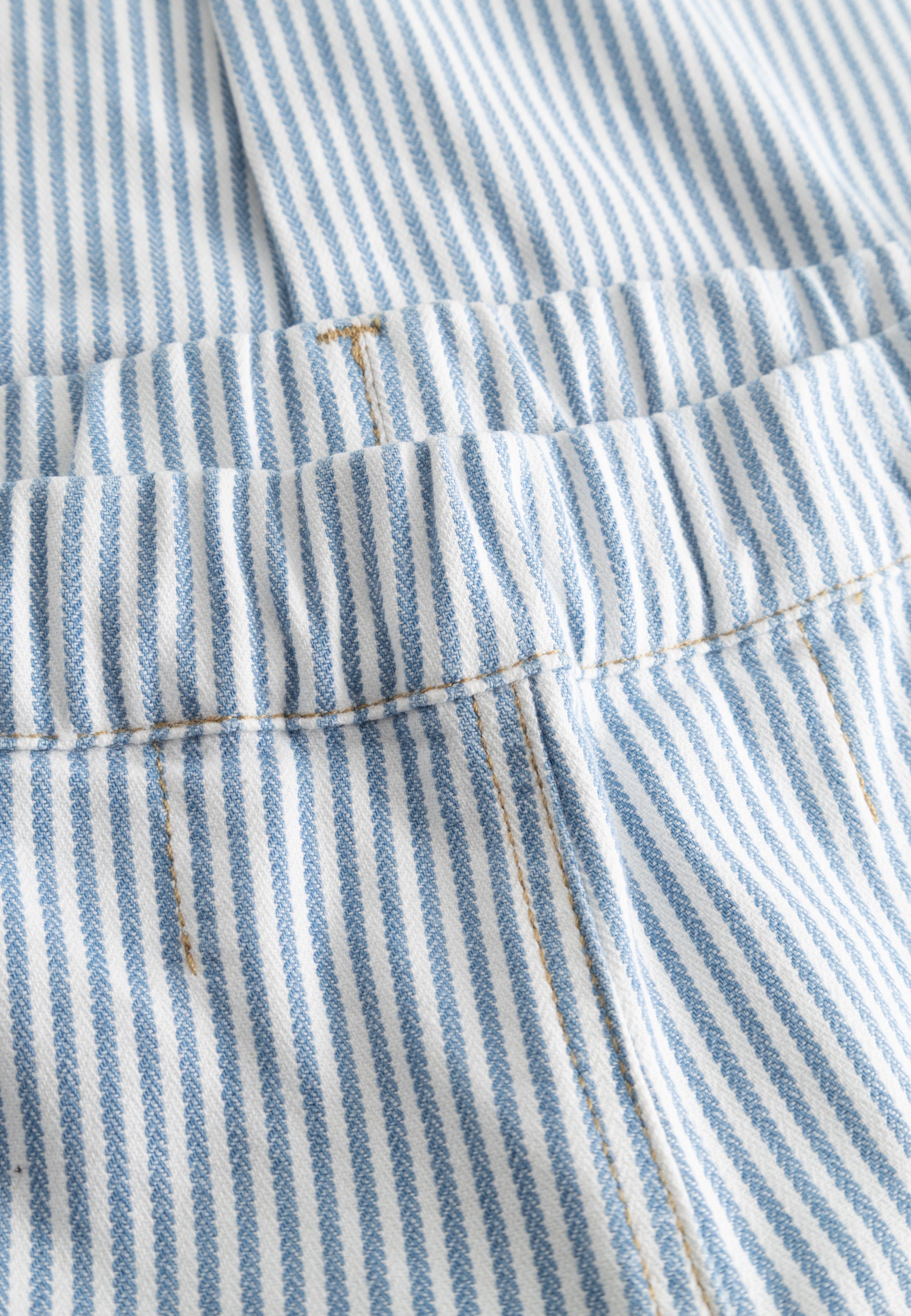 LAURIE Taylor Regular CL Regular 10044 White blue stripe