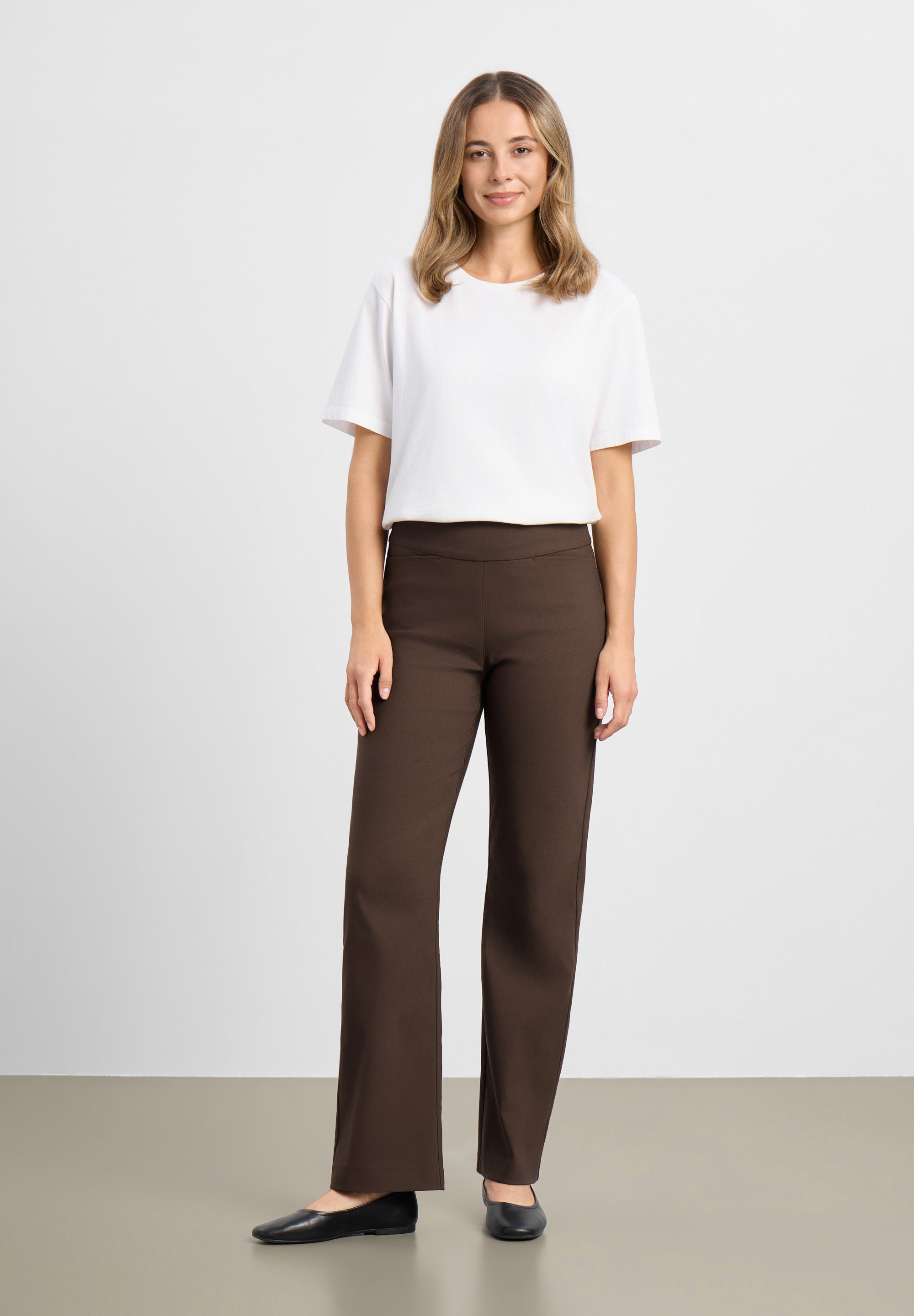 LAURIE Thea Straight - Medium Length Straight 88000 Brown