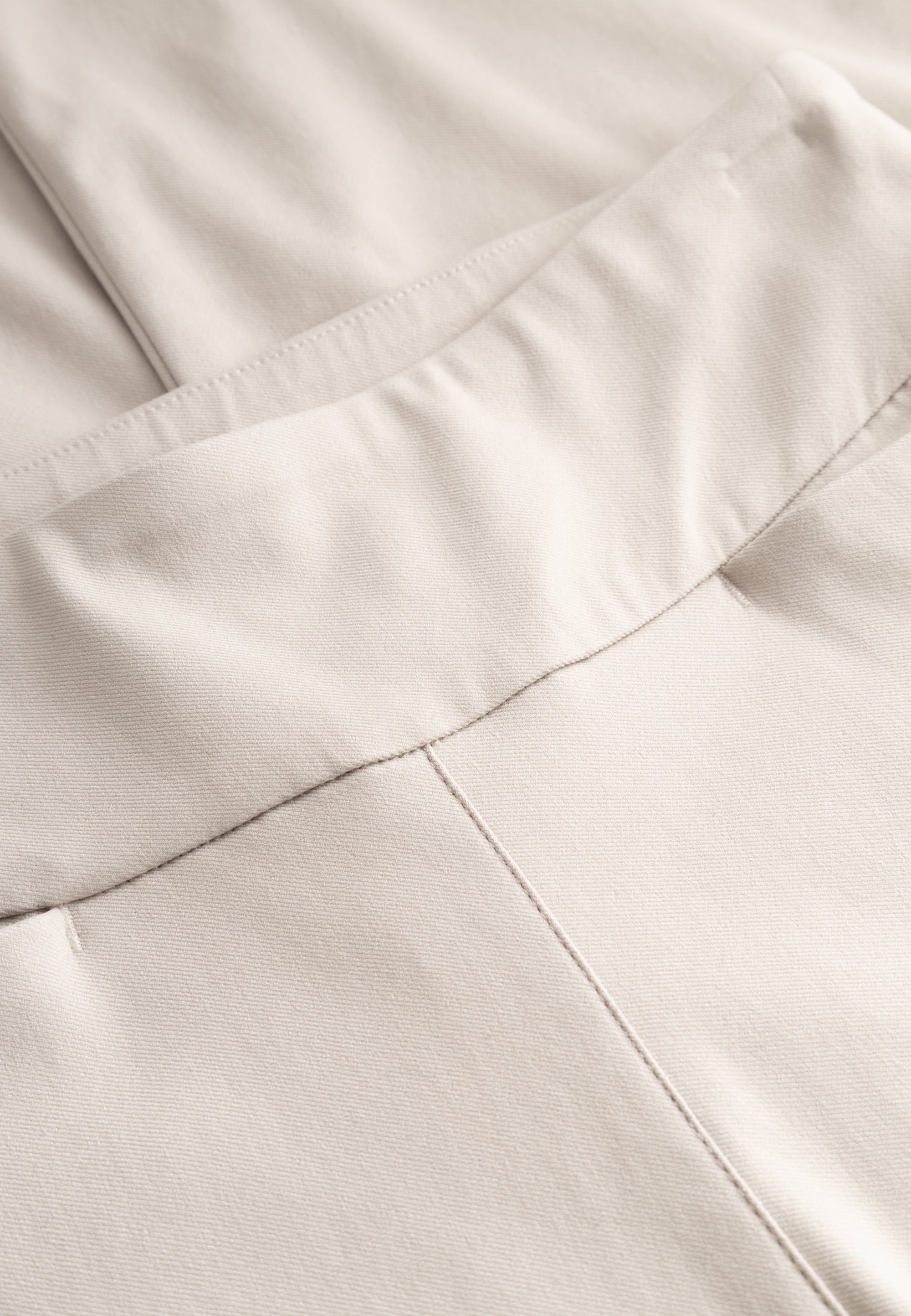 LAURIE Thea Straight - Short Length Straight 25000 Grey Sand