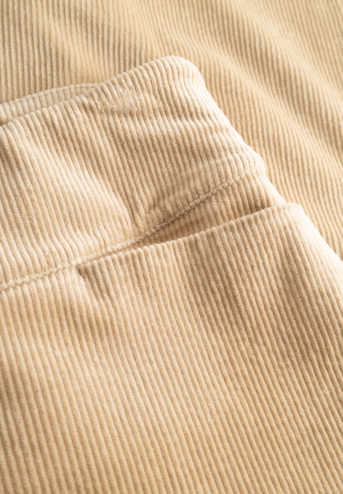 LAURIE Thea Straight Fløjl - Medium Length Straight 28000 Cafe Latte