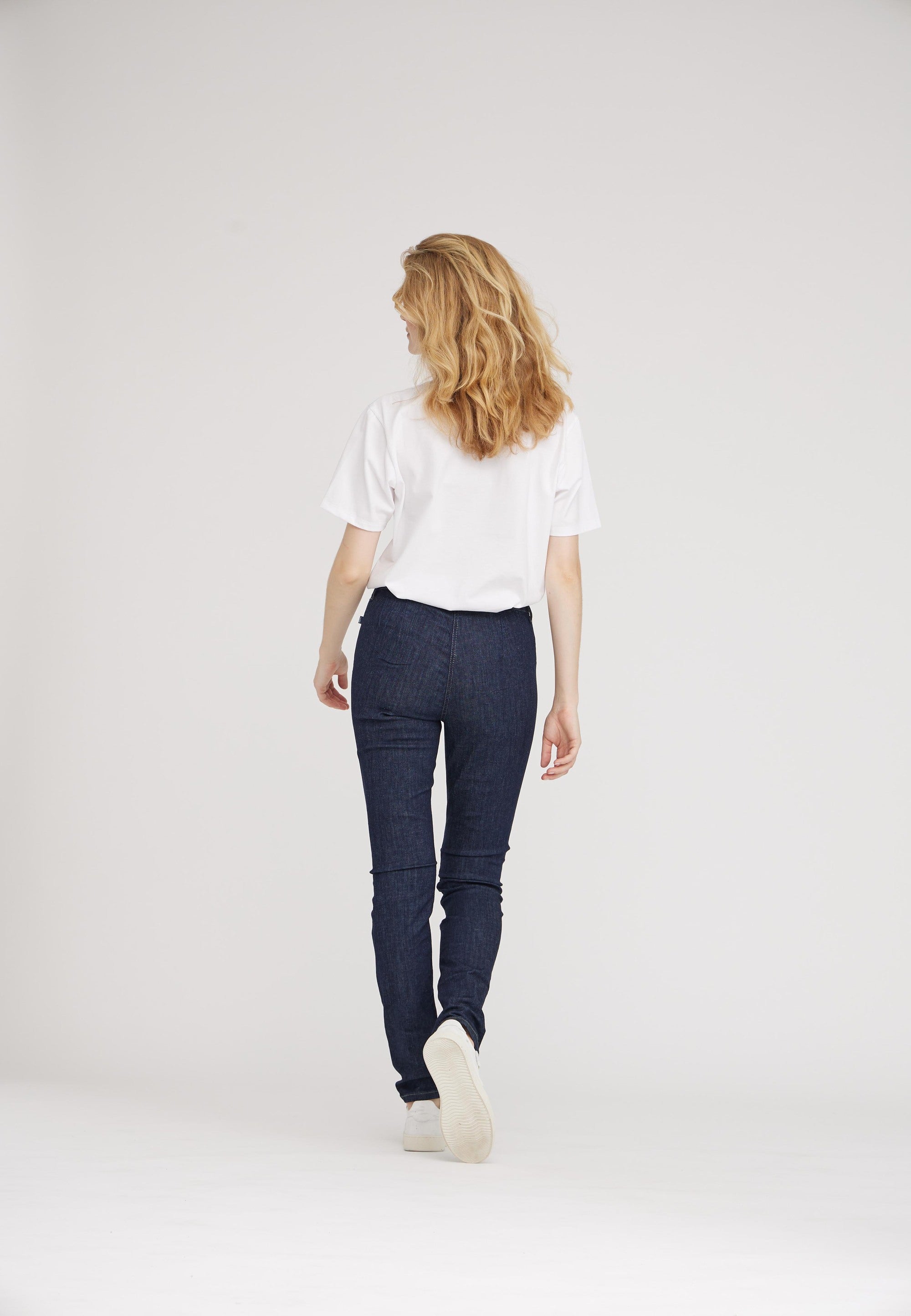 LAURIE  Grace Slim - Medium Length Trousers SLIM 49501 Dark Blue Denim